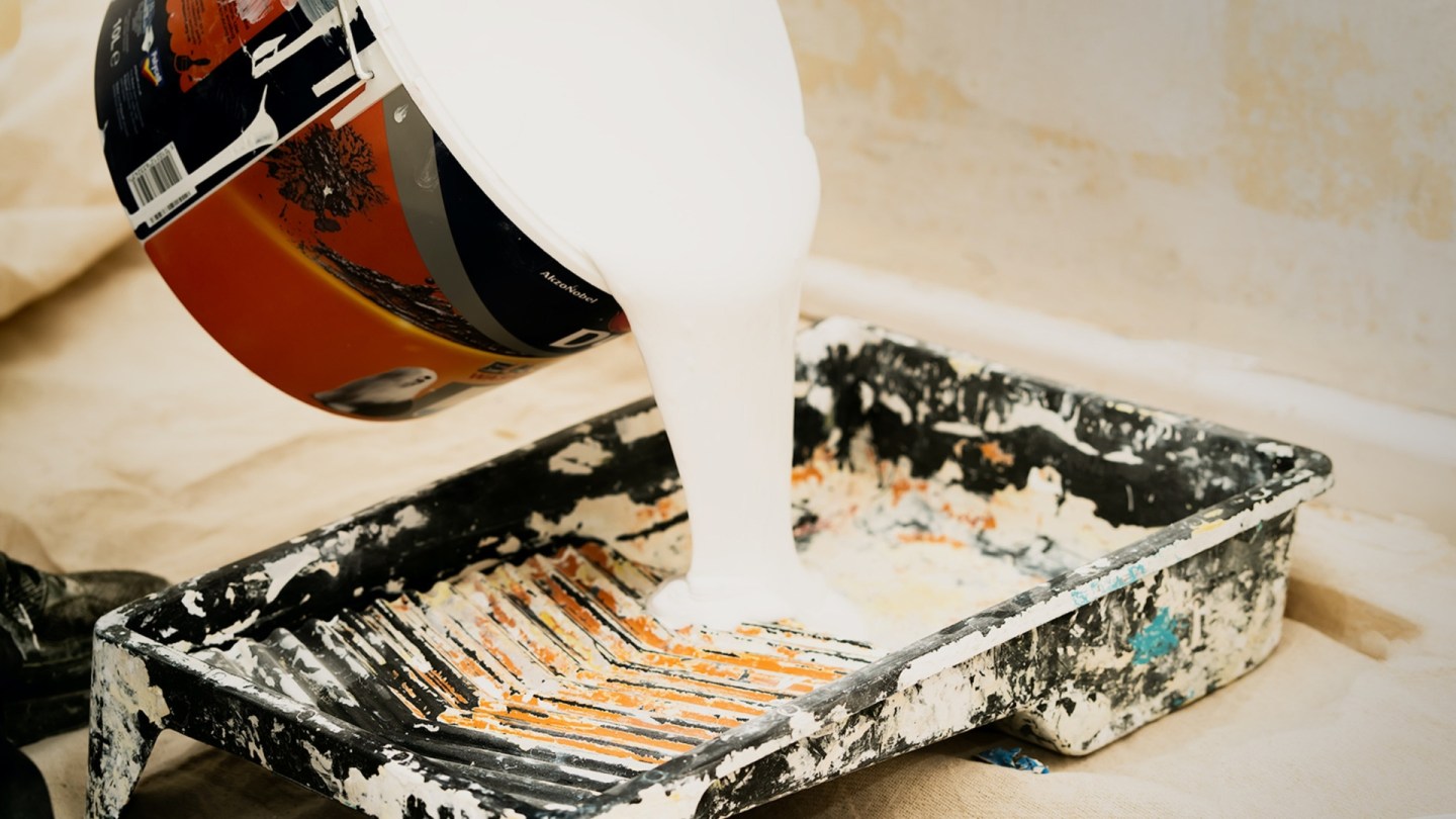 Buying a Fixer Upper Versus a Renovated Home
