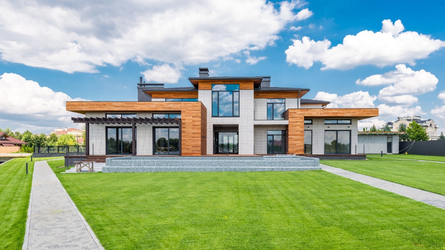 5 Big Secrets to Selling a Luxury Property for Top Dollar