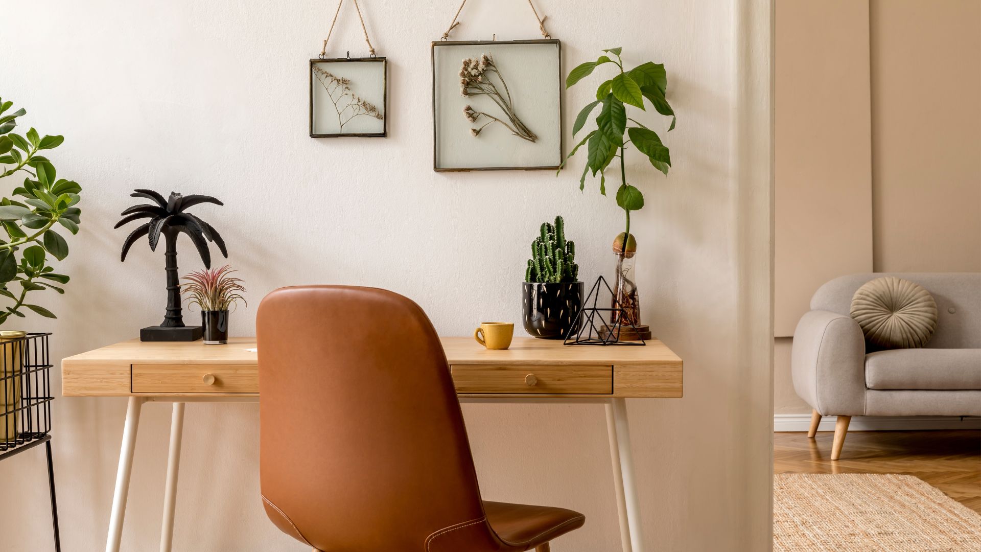 RE/MAX Own It: Staging Your Home Yourself