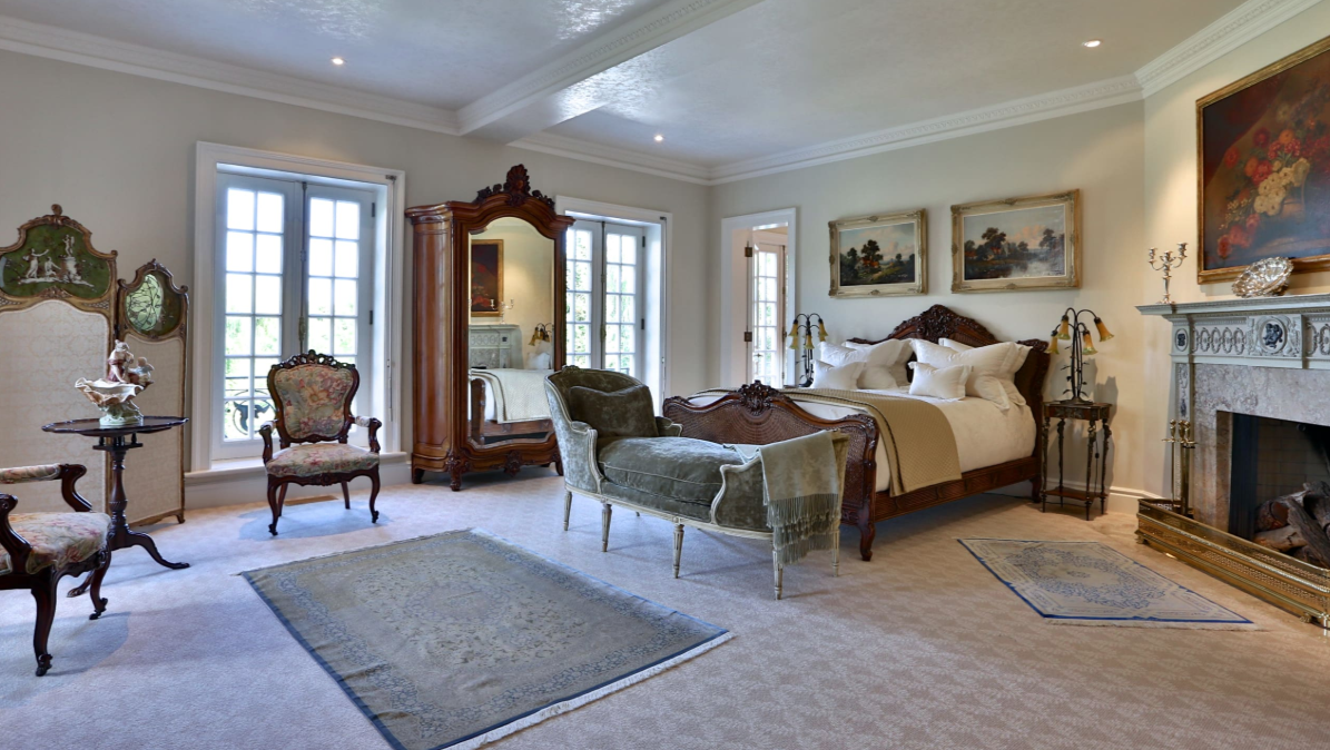 Toronto-houses-for-sale-Bridlepath 2_5