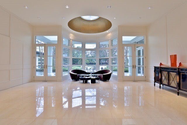 Toronto-houses-for-sale-Bridlepath_3