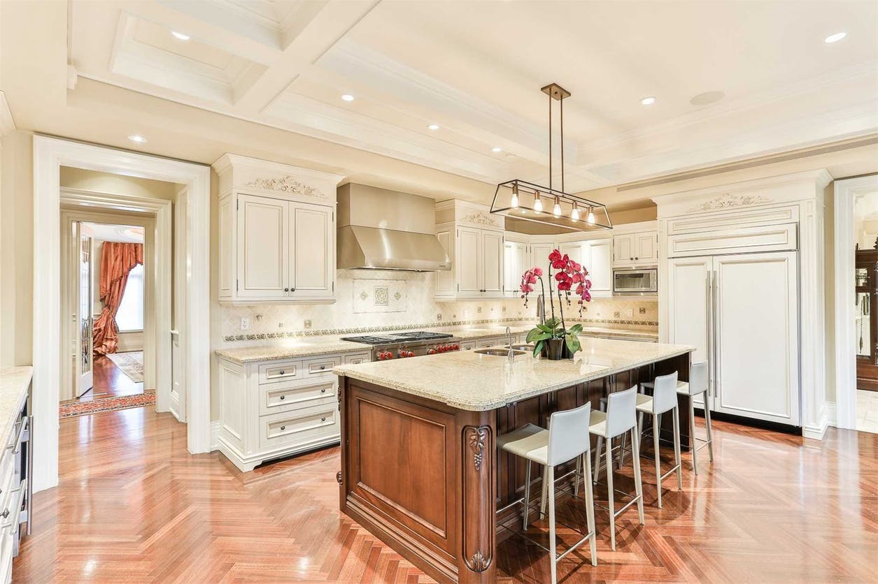 Toronto-houses-for-sale-Knightswood_2