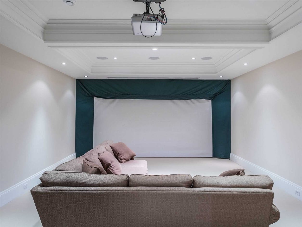 Toronto-houses-for-sale-Valley Rd_8