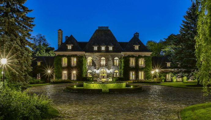 Houses For Sale in Toronto That Are Fit for a Prince