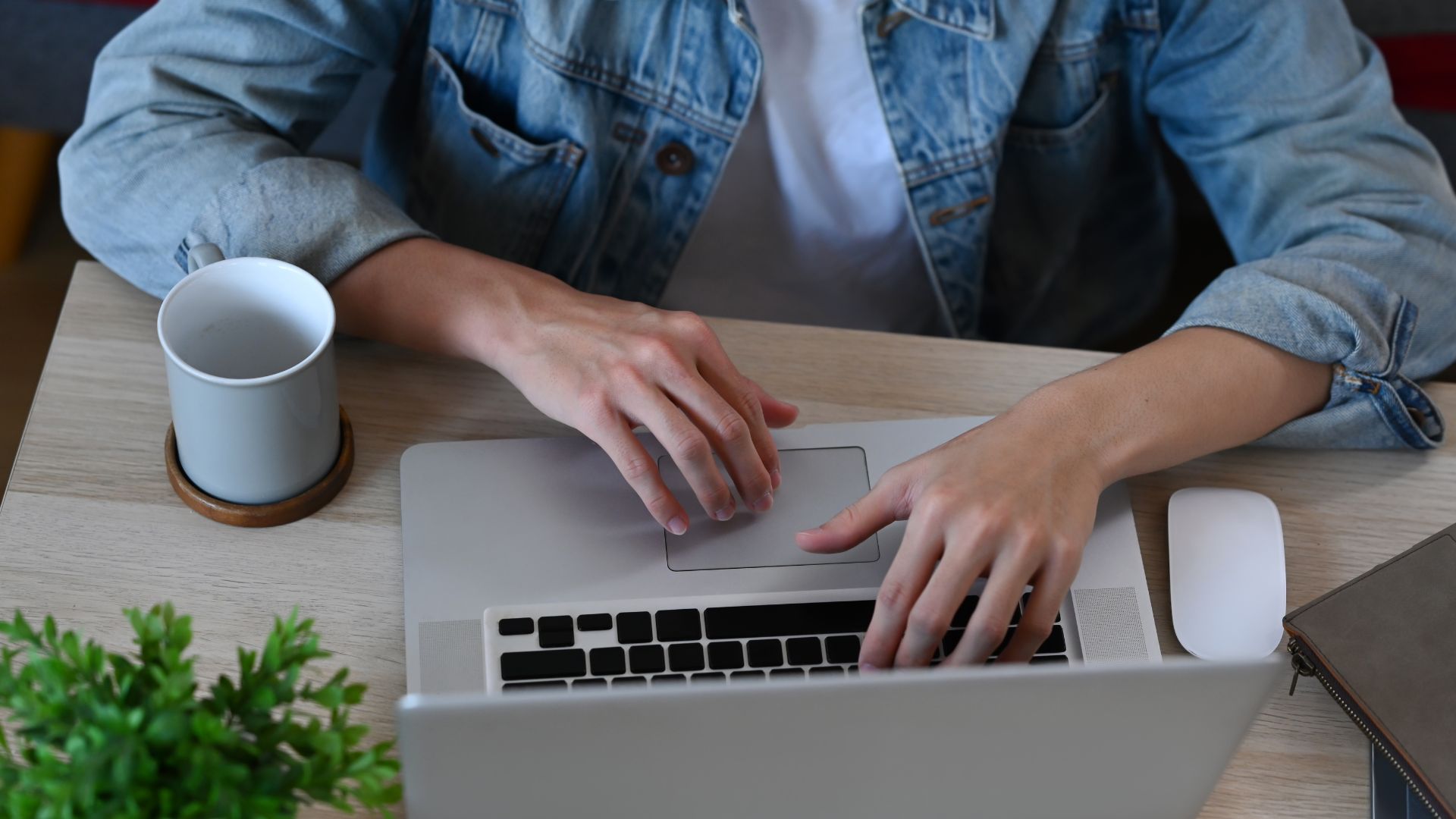 Four Things to Consider When Viewing Houses Online