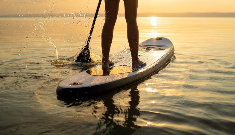 RE/MAX Broker “Paddles For Miracles” in Support of CMN
