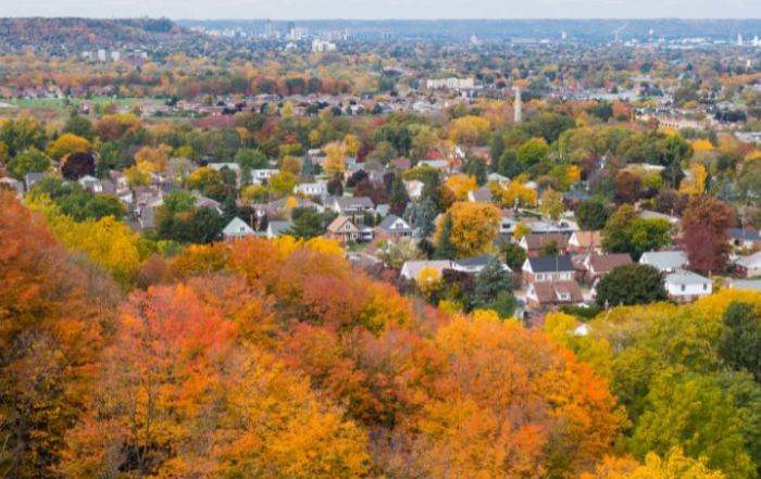 Canadian housing market_Hamilton fall scenery