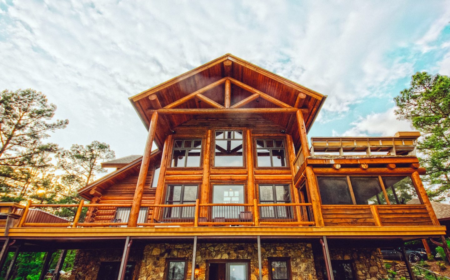 The Difference Between a Cottage and a Cabin