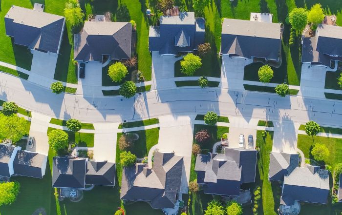 Canadian housing market_aerial spring