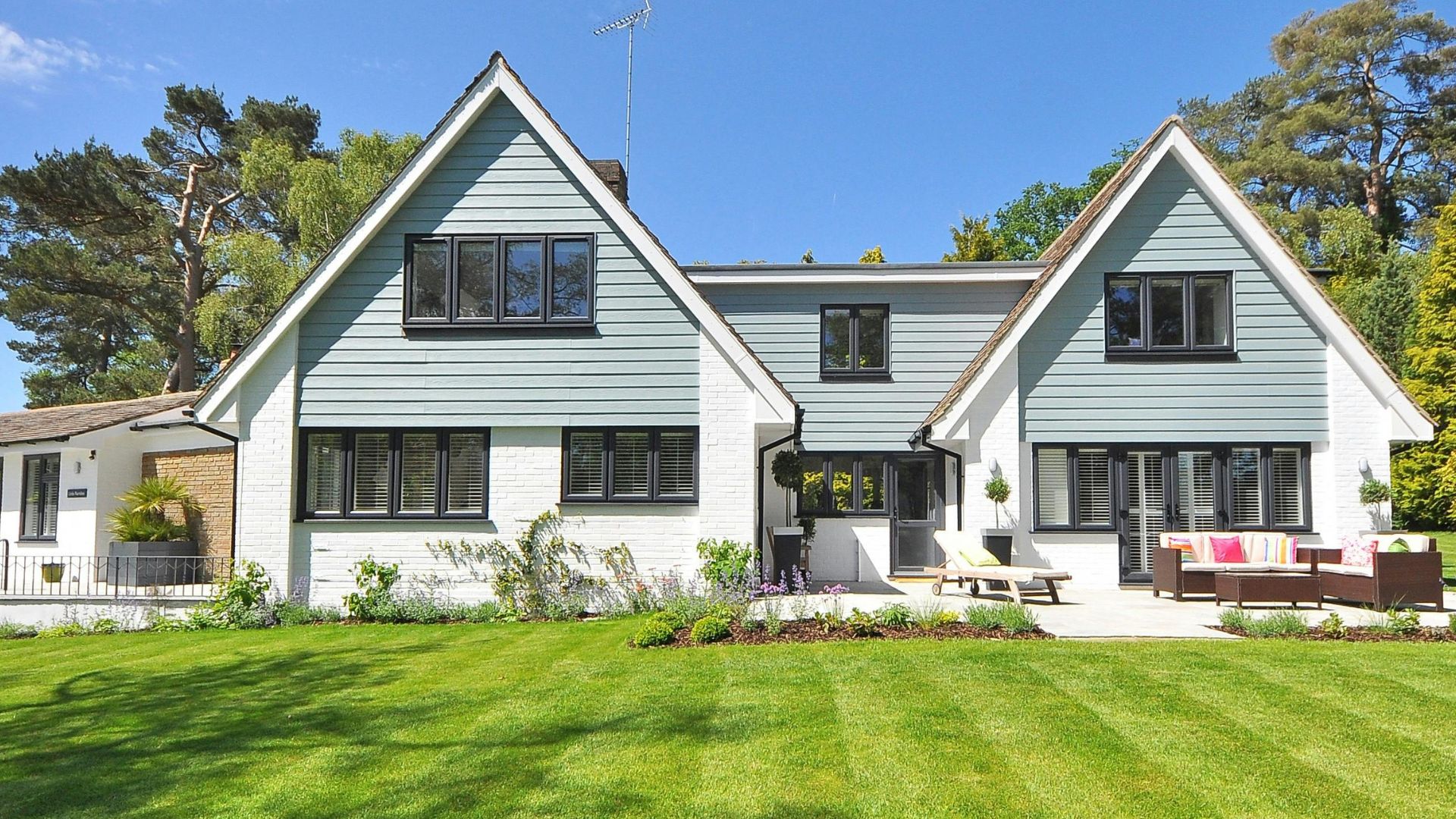 Real Estate Definition: Assignment Sale