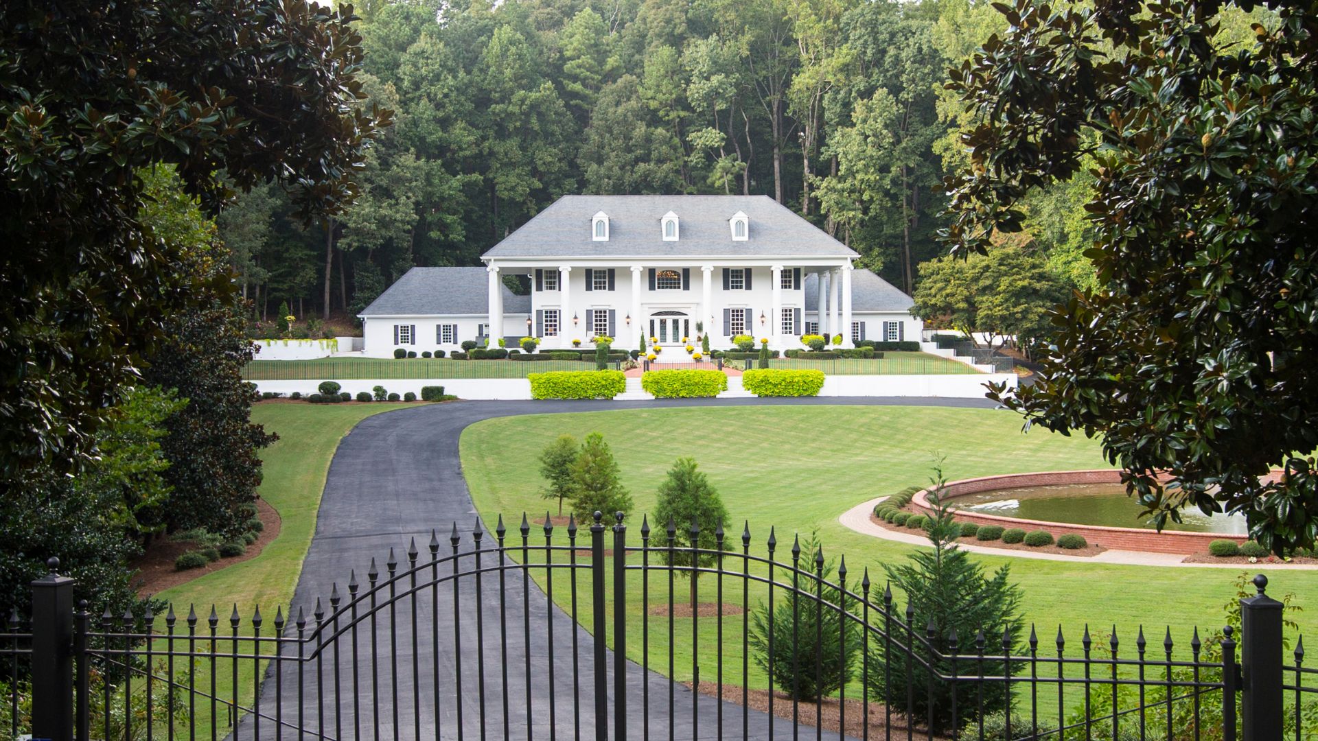 Ottawa Real Estate: 2025 Spotlight on Luxury