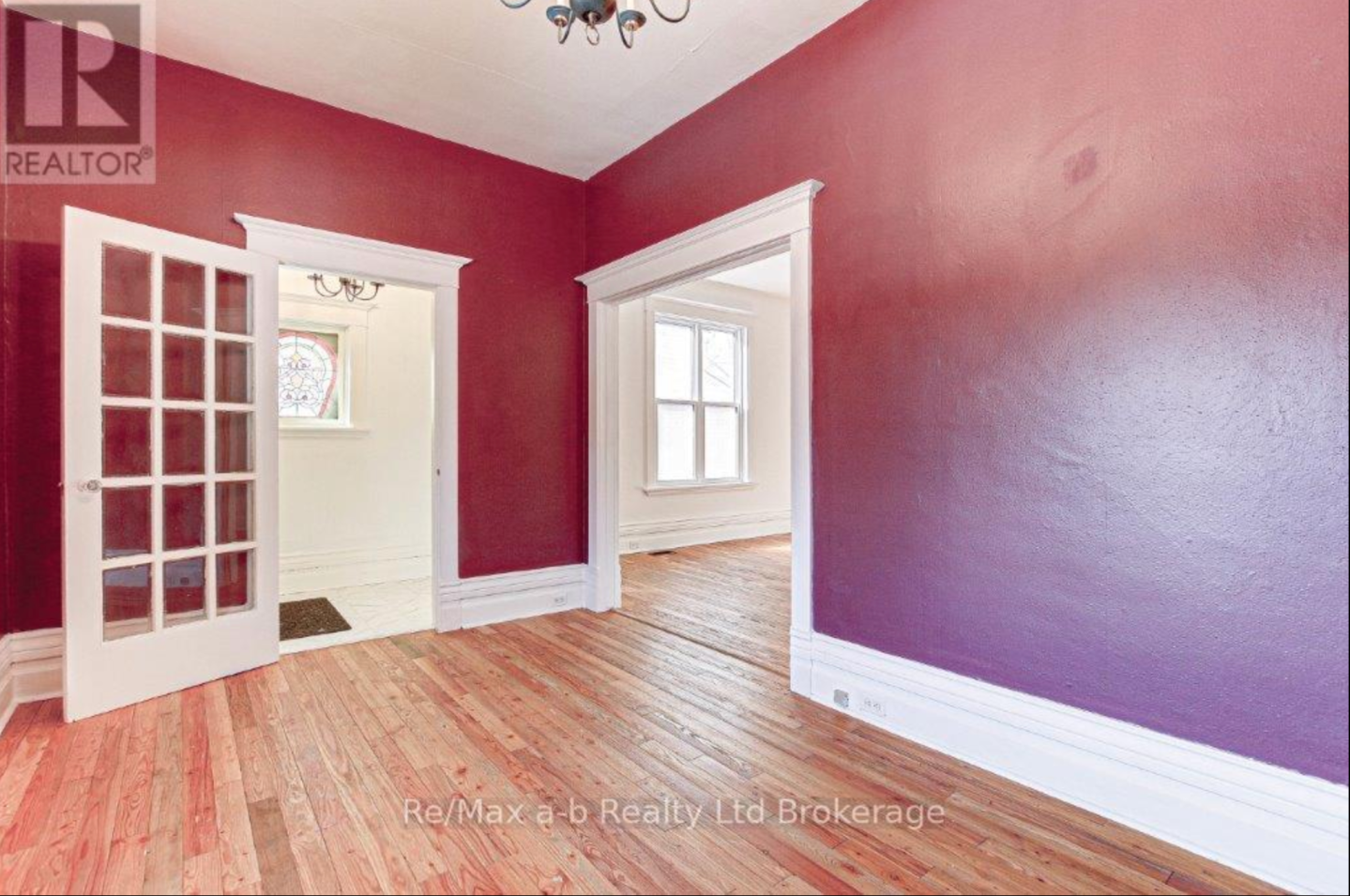 London#6 London house living room