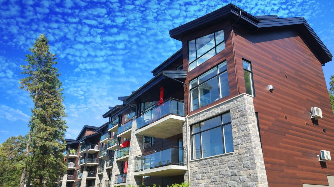 How to Choose Between a Condo, Townhouse or Detached Home