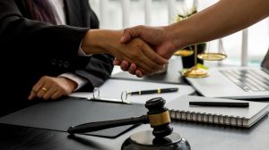 What Does a Real Estate Lawyer Do?
