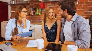 Couple with real estate agent, learning how to How Do You Make an Offer on a House
